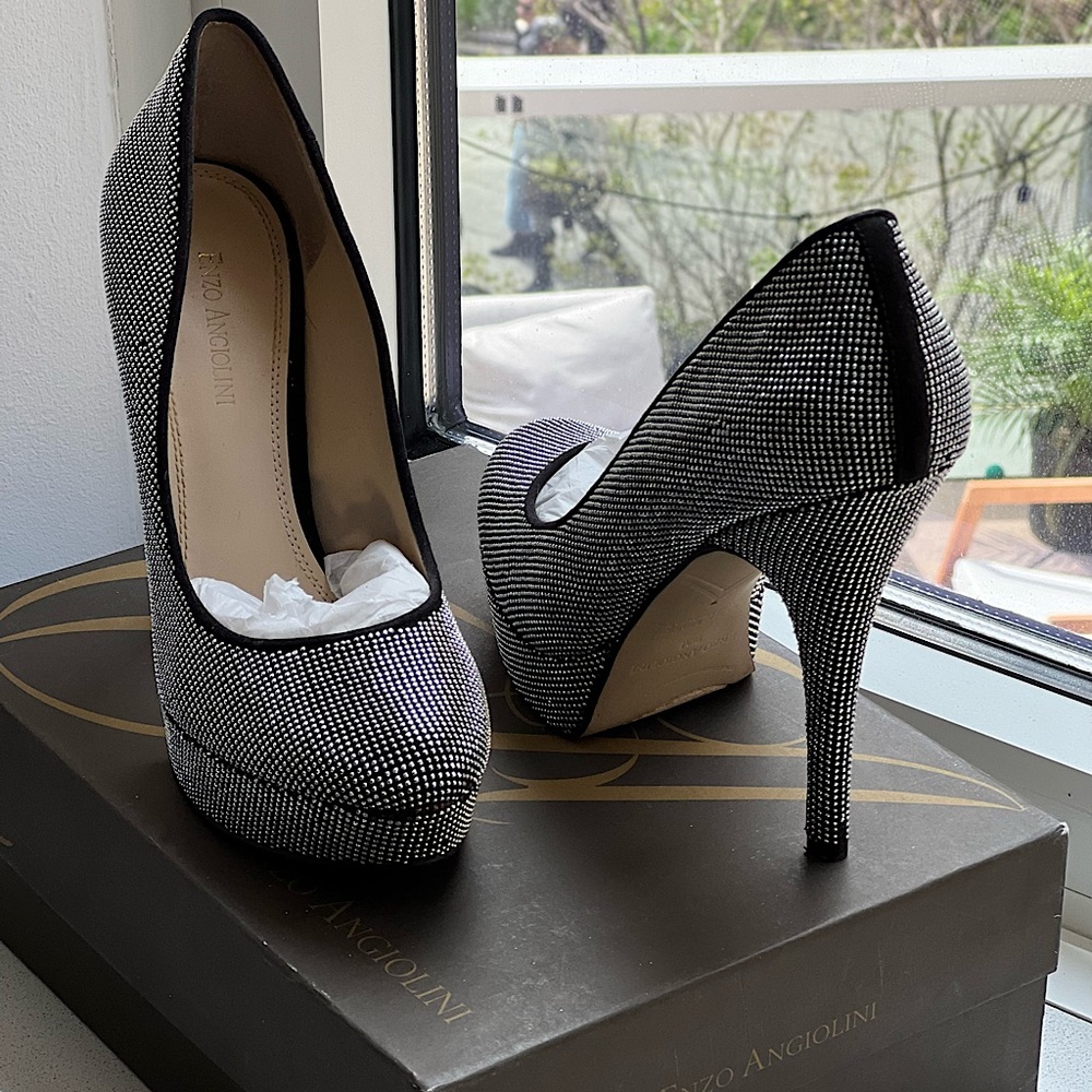 Enzo Angiolini high heels